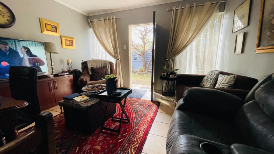 2 Bedroom Property for Sale in Potchefstroom South North West